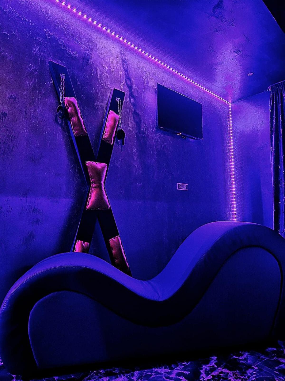 Love Room ブカレスト エクステリア 写真